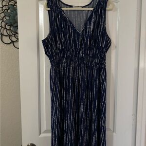 Elegant Navy Blue Sleeveless Dress